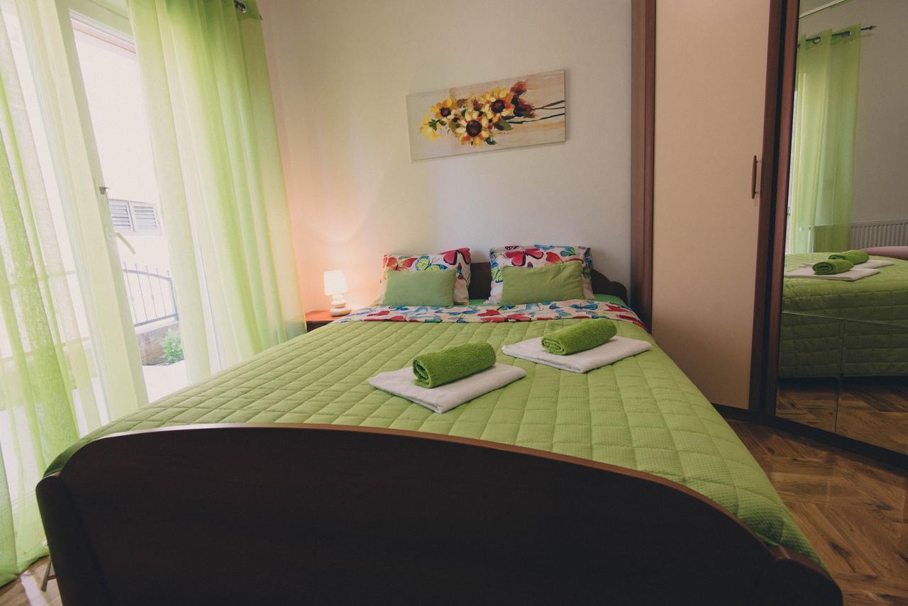 Apartments Sunny Garden โบรดาริตซา ภายนอก รูปภาพ